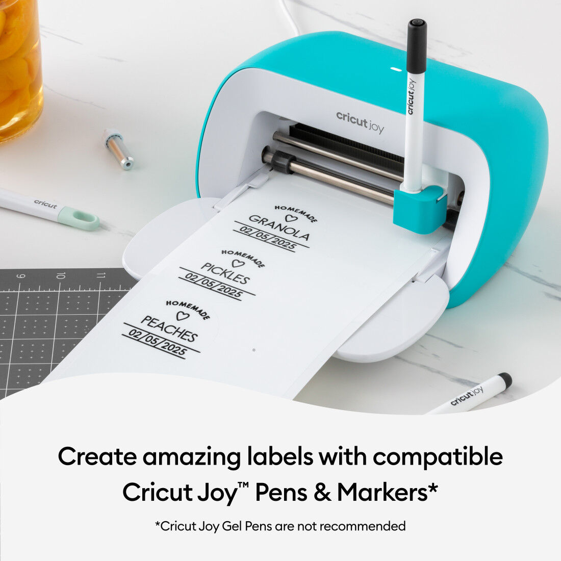 Cricut deals label maker